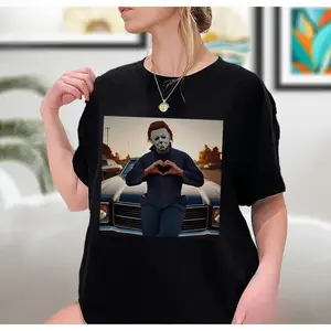 [100%25 Cotton] Vintage Michael Myers Halloween Heart Hands Shirt, Retro Michael Myers Shirt, Horror Movie Shirt, Myers Thriller Friday The 13Th Horror T-Shirt For Men And Women