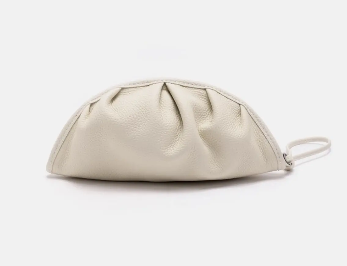 Leather small pouch Leather small pouch