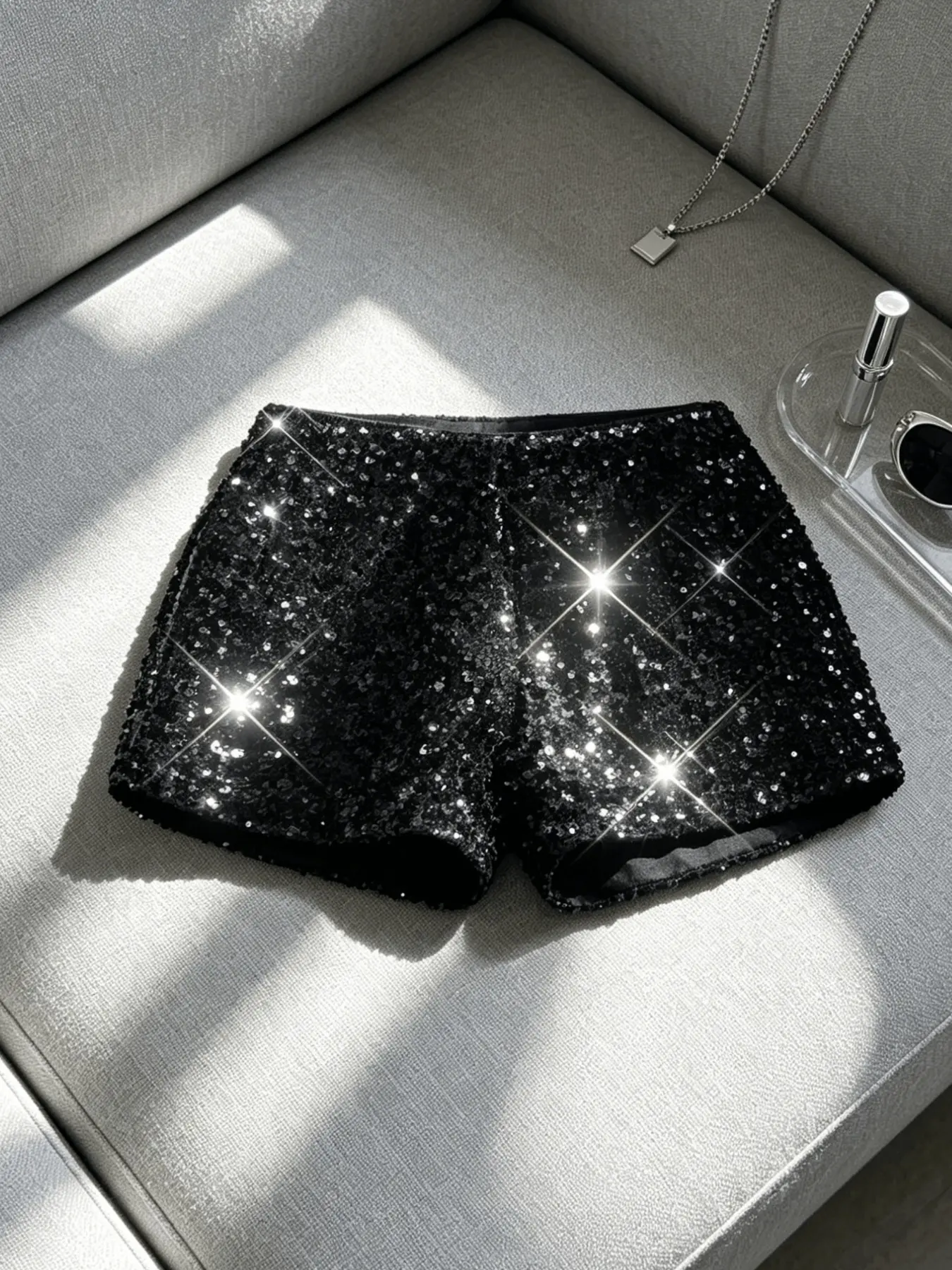 Sexy Glitter High-Waisted Elastic Waistband Shorts, Slimming Fit Straight Leg Hot Pants, Shimmering Girlie Style, Single Piece, Trendy Fashion Bottoms, Womenswear