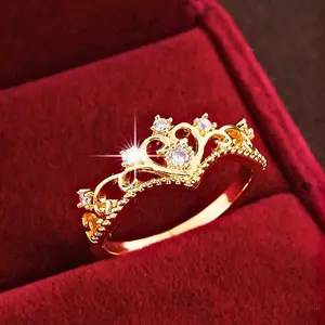 Luxury Alloy Crown Ring for Women - Sparkling Crystal Crown Design, Perfect Gift for Birthday, Anniversary and Engagement, Romantic Party Fashion
