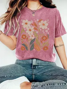 Women's Boho Floral Print Vintage T-Shirt, Short Sleeve Round Neck Casual Top, Medium Stretch Comfort Fit, Bohemian Womenswear