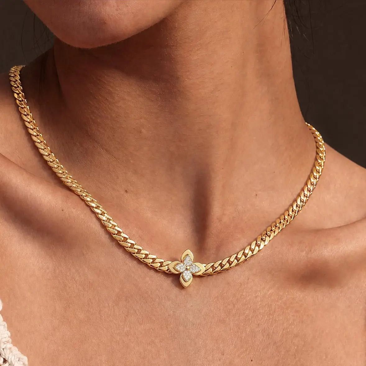 Women's 14K Gold Plated 4-Leaf Clover CZ Pendant Necklace, Hypoallergenic Non-Tarnish Gold Cuban Chain, Dainty Minimalist Everyday Fashion Jewelry Gift
