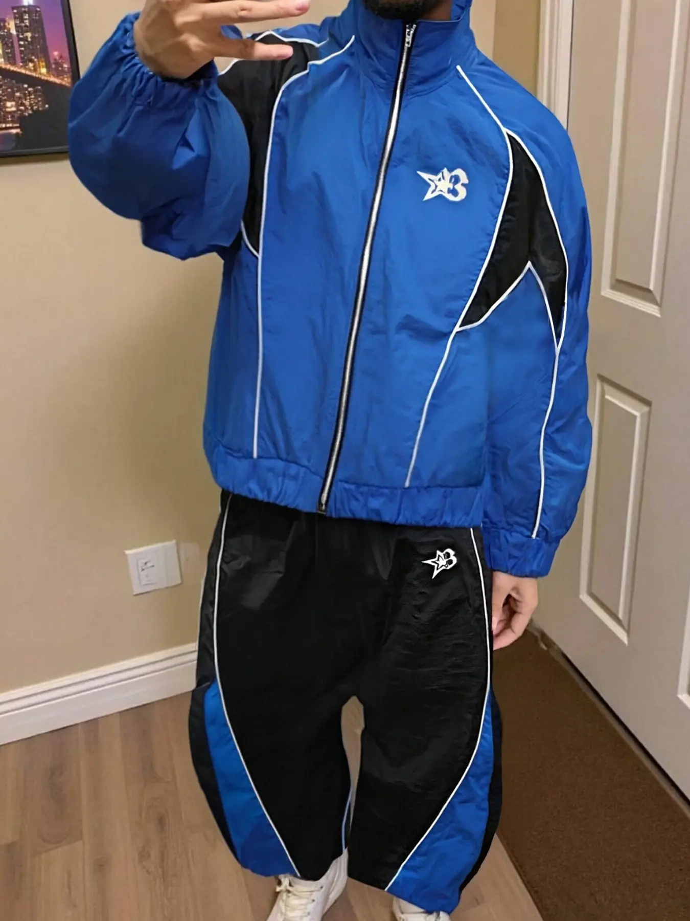 Vibrant Blue Colorblock Sportswear Set, Zipper Jacket & Contrast Patchwork Joggers, Lightweight Windproof Fabric, Retro Style, Streetwear Tracksuit Set, Athletic Tracksuits, Casual Sports Set
