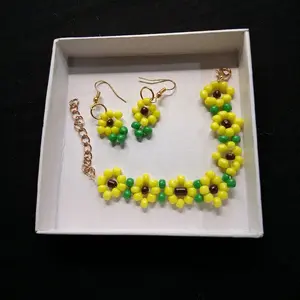 Beaded Flower Bracelet and Earrings Set - Yellow and Green Beads with Gold Accents for Women's Fashion