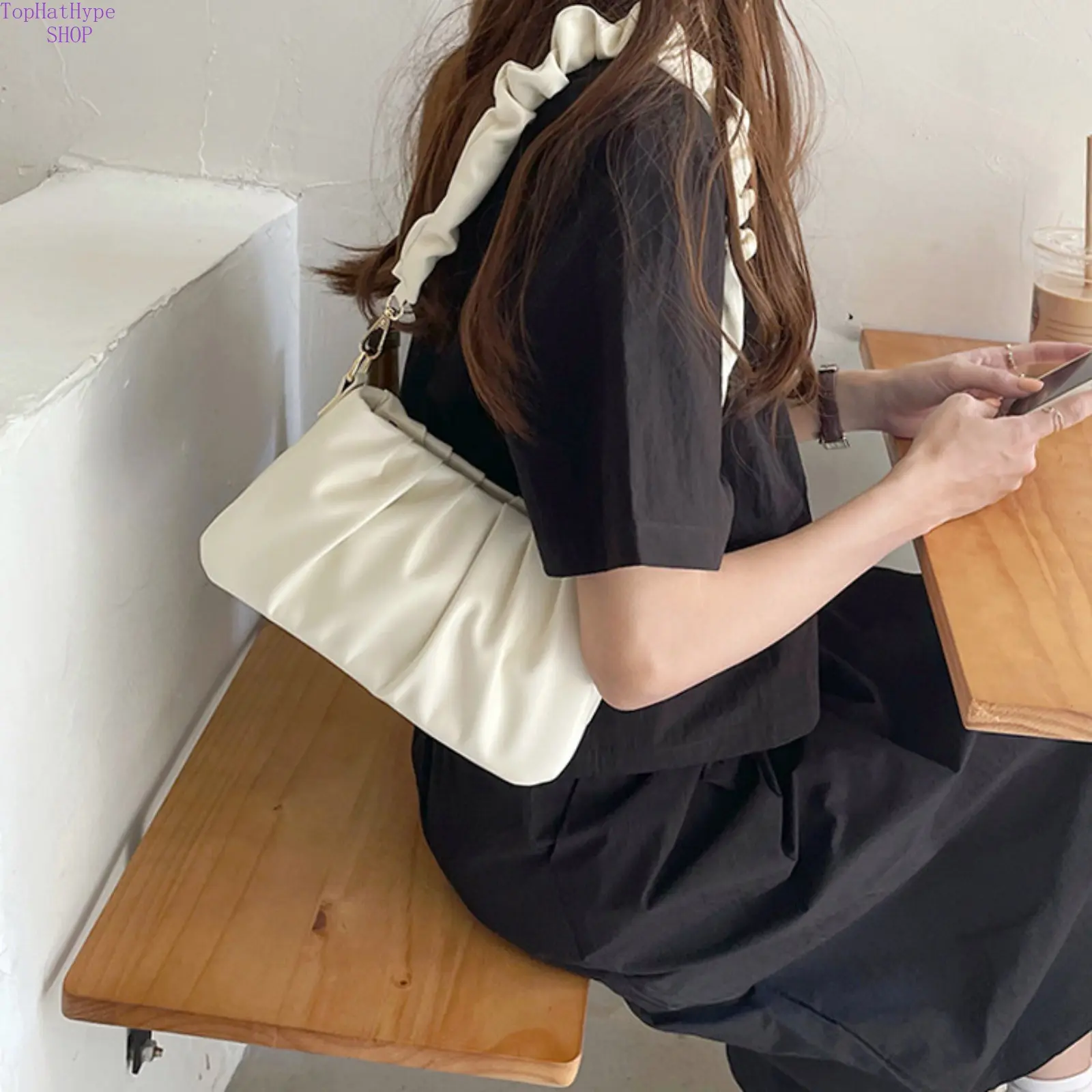 2026 New Summer White Ruched Cloud Underarm Women's Shoulder Bag, Textured Minimalist Niche Design Purses, Soft Lightweight Versatile Crossbody Bag for Daily Commute, Shopping, Shoulder Bag For Women