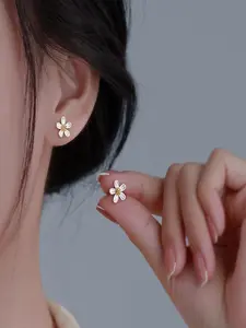 Daisy Flower Design Stud Earrings, Fashionable Jewelry for Women & Girls, Trendy All-match & Exquisite Jewelry for Birthday Gift