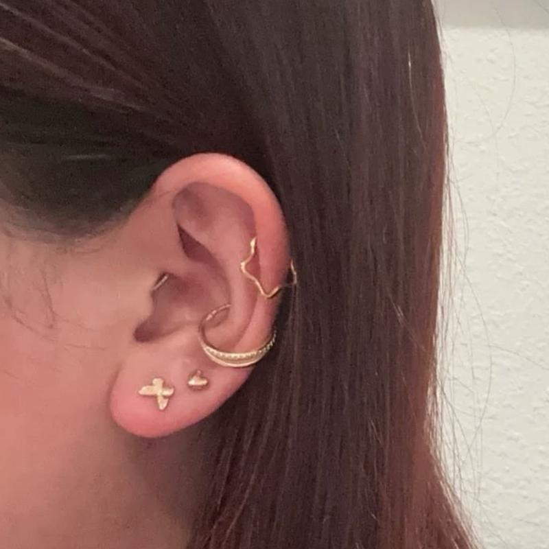 16G/18G Titanium Star Nose Hoop Ring • Clicker Hoop • Nose Ring • Septum Ring • Daith Ring Hoop • Helix Ring • Cartilage Piercing • Star Hoop Earring • Silver • Gold • Black