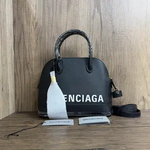 Pre-owned Balenciaga Leather Shoulder Bags 7.8'' R2329 Shoulder Bag C18376509703 0614 T3 Mia