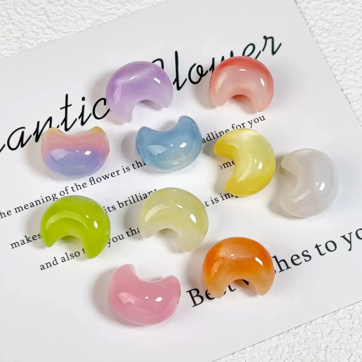 Moon Shape UV-Reactive Color-Changing Beads, Colorfast Multiple Rich Colors for Handmade DIY Bead Stringing & Unique Accessories Making