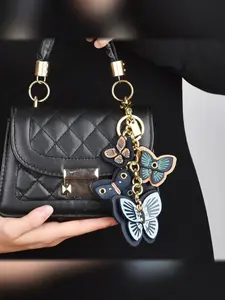 High-End Camellia Butterfly Keychain, Elegant Floral Bag Charm, Casual Style Accessory for Bags and Keys, All Seasons Decor, Floral Pattern Keychain