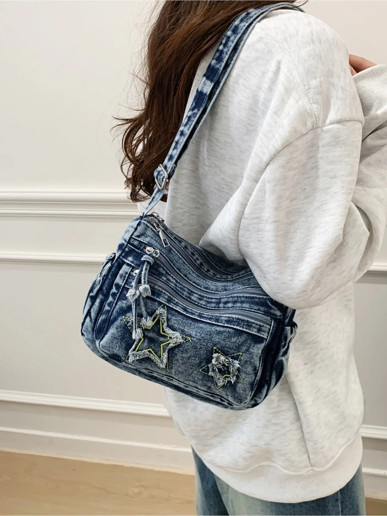 Vintage American Distressed Denim Crossbody Bag with Star Embroidery Multi Pocket Sweet Cool Y2K Style Versatile Shoulder Bag Casual Trendy Bag Casual Crossbody Bags
