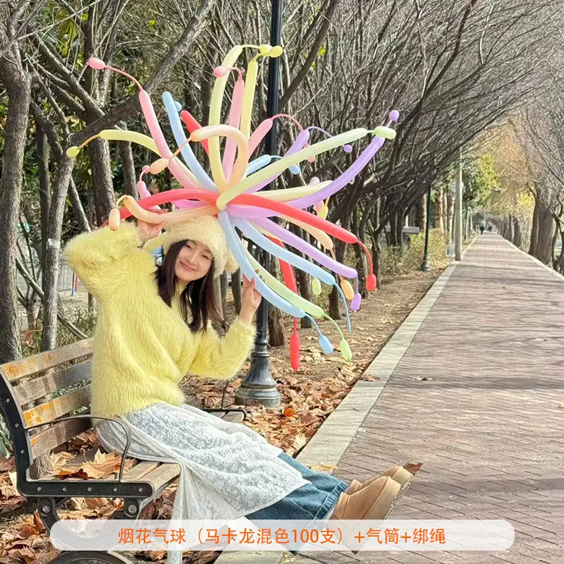 100+ macarons + air pump + tie rope