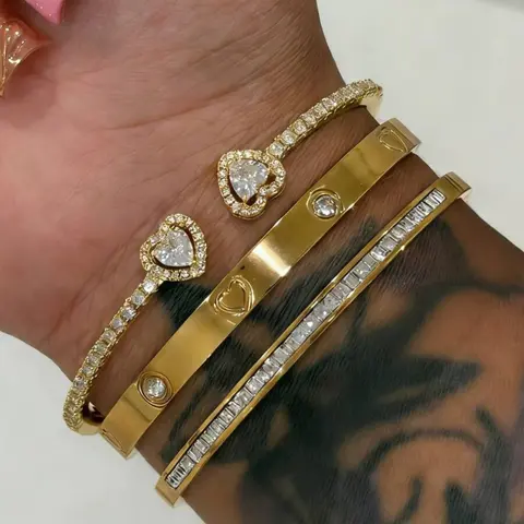 Women's 3pc Stainless Steel & 18k Heart Rhinestone Bangle Bracelet Set, Copper Inlay Artistic Design, Ideal for Daily Wear, Elegant Bangle, Heart Cuff Bracelet, Fashion Wrist Jewelry, Beautiful Bracelets, Bracelets Bangles