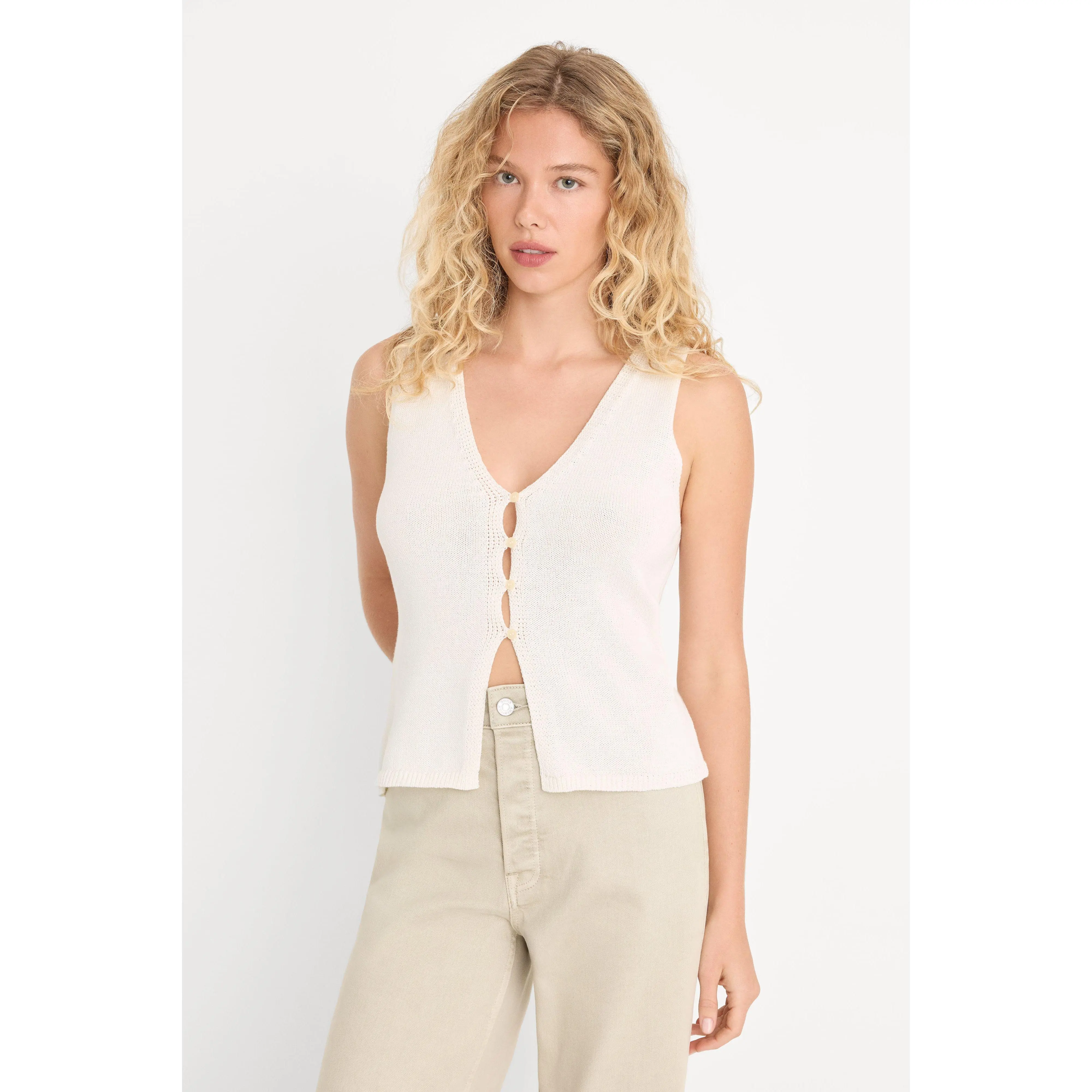 THE KNIT VEST | WHITE001