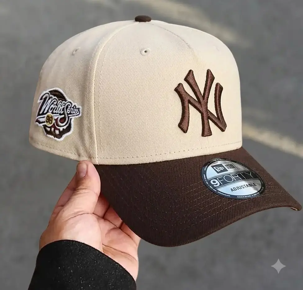 Brown New Era 9FORTY 9FIFTY New York Yankees MLB Cap - Adjustable Classic Baseball Hat