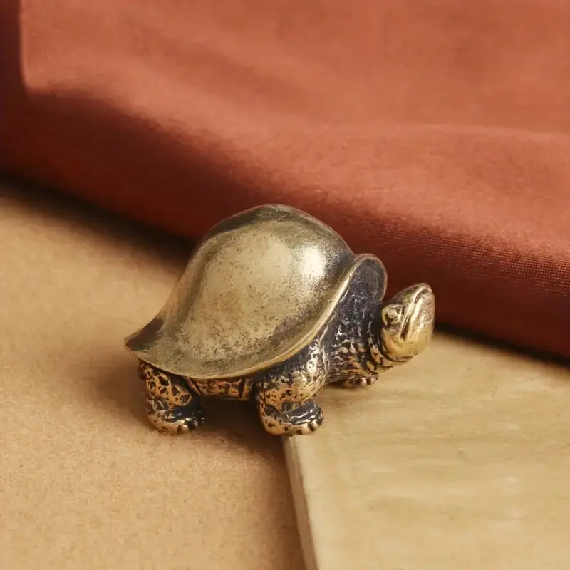 Pure Copper Longevity Turtle Desktop Decoration, Feng Shui Tortoise Tea Pet Handle, Living Room Bedroom Decor, Creative Home Craft Gift, Home Ornaments, Home Office Decoration, Desktop Decorative Ornament, Decoration Items