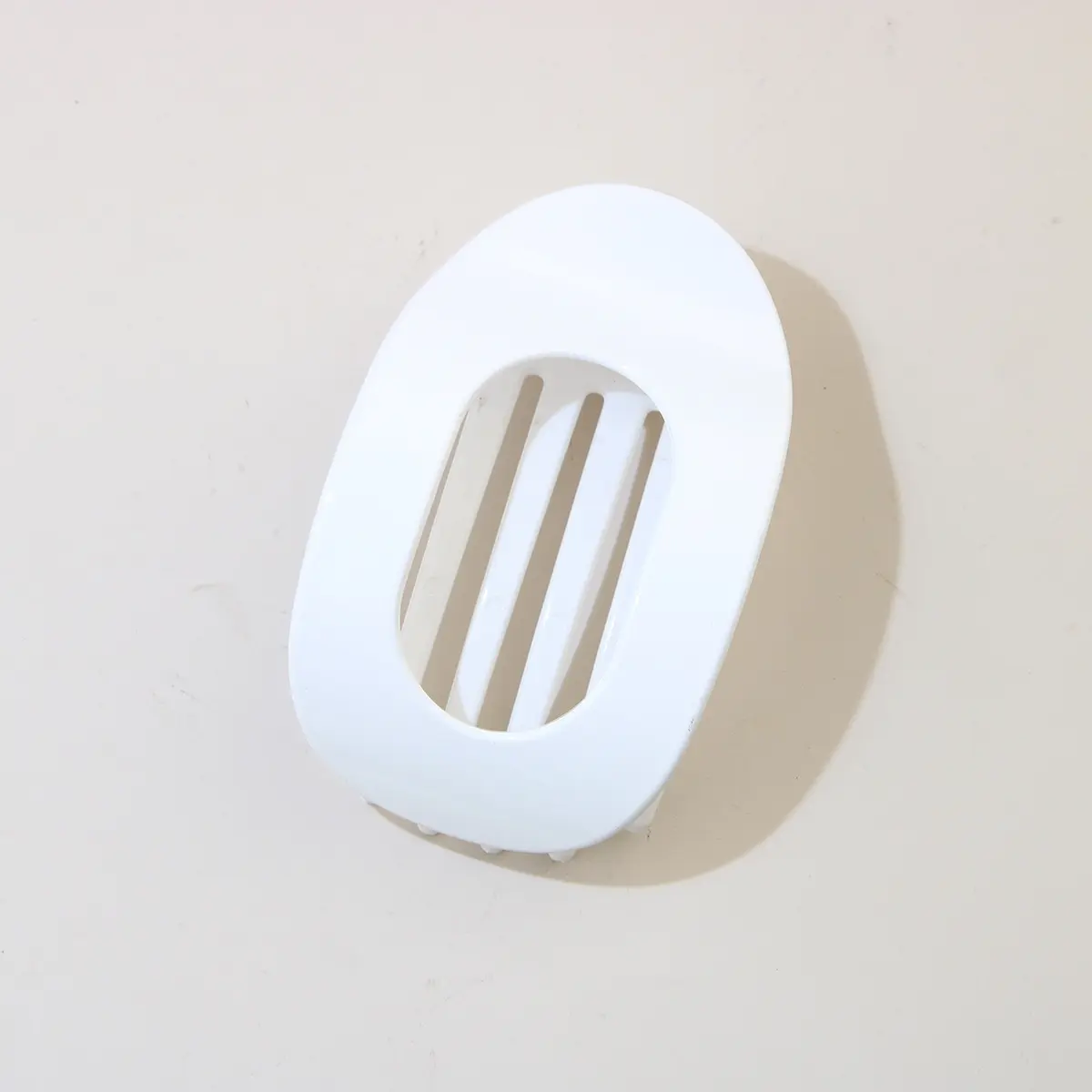 #22 glossy pure white [oval duck clip]