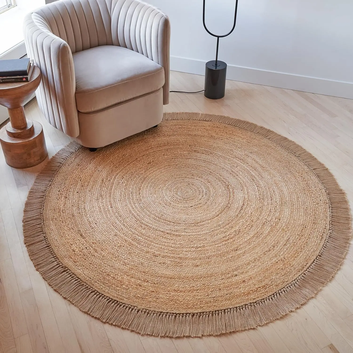 Beautiful Round Jute Area Rug for Your Home - This  5x5 ft Hand Woven Rug Fits Perfectly Into Your Entry Area, Kitchen Or Living Room - Modern Braided Circle Mat Enhances Any Boho Decor