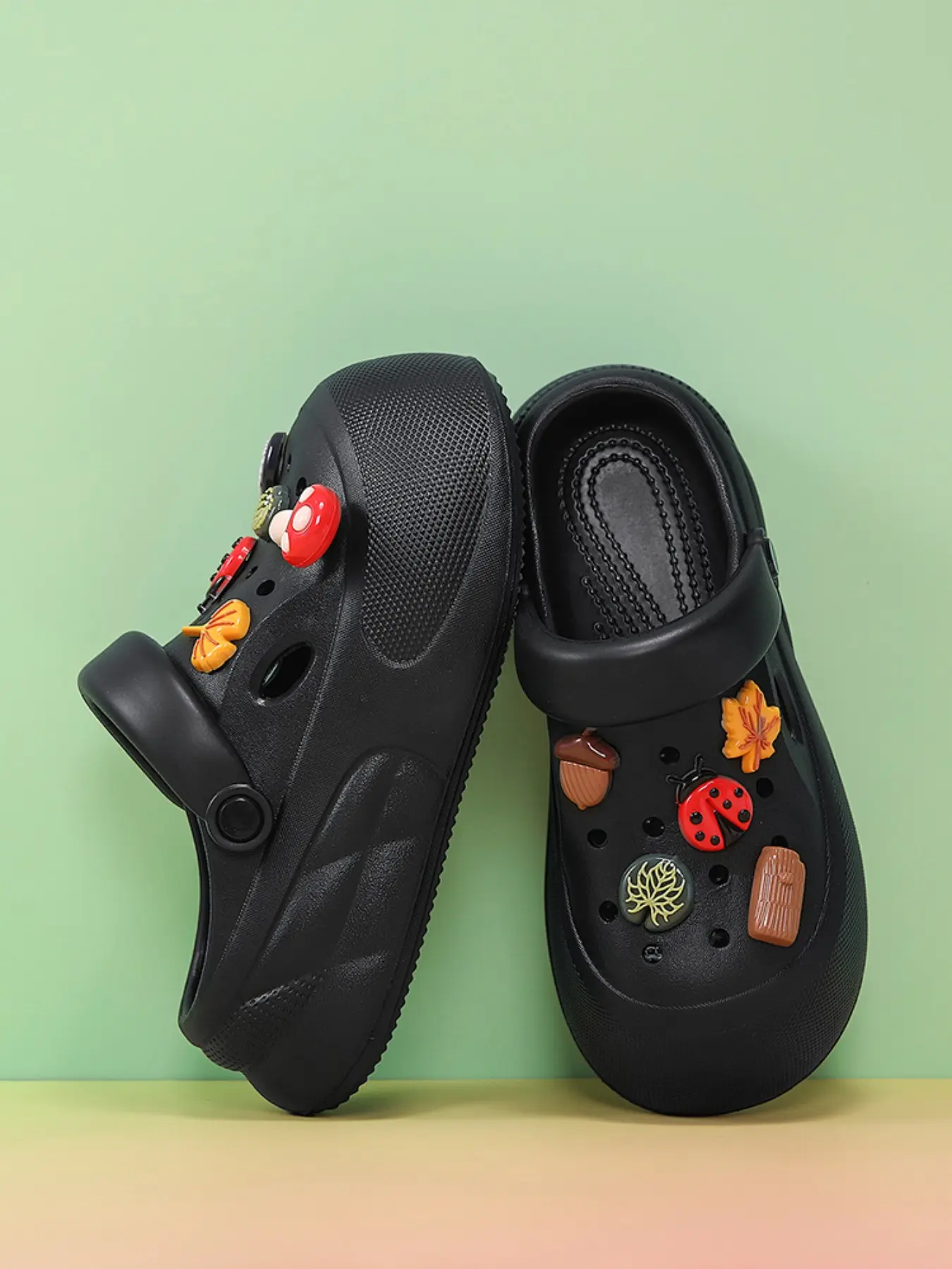 Seven Star Ladybug Shoes, Thick Sole Height Increase, Cartoon Pattern, Eva Material, Casual Style, Women's Trendy Slippers