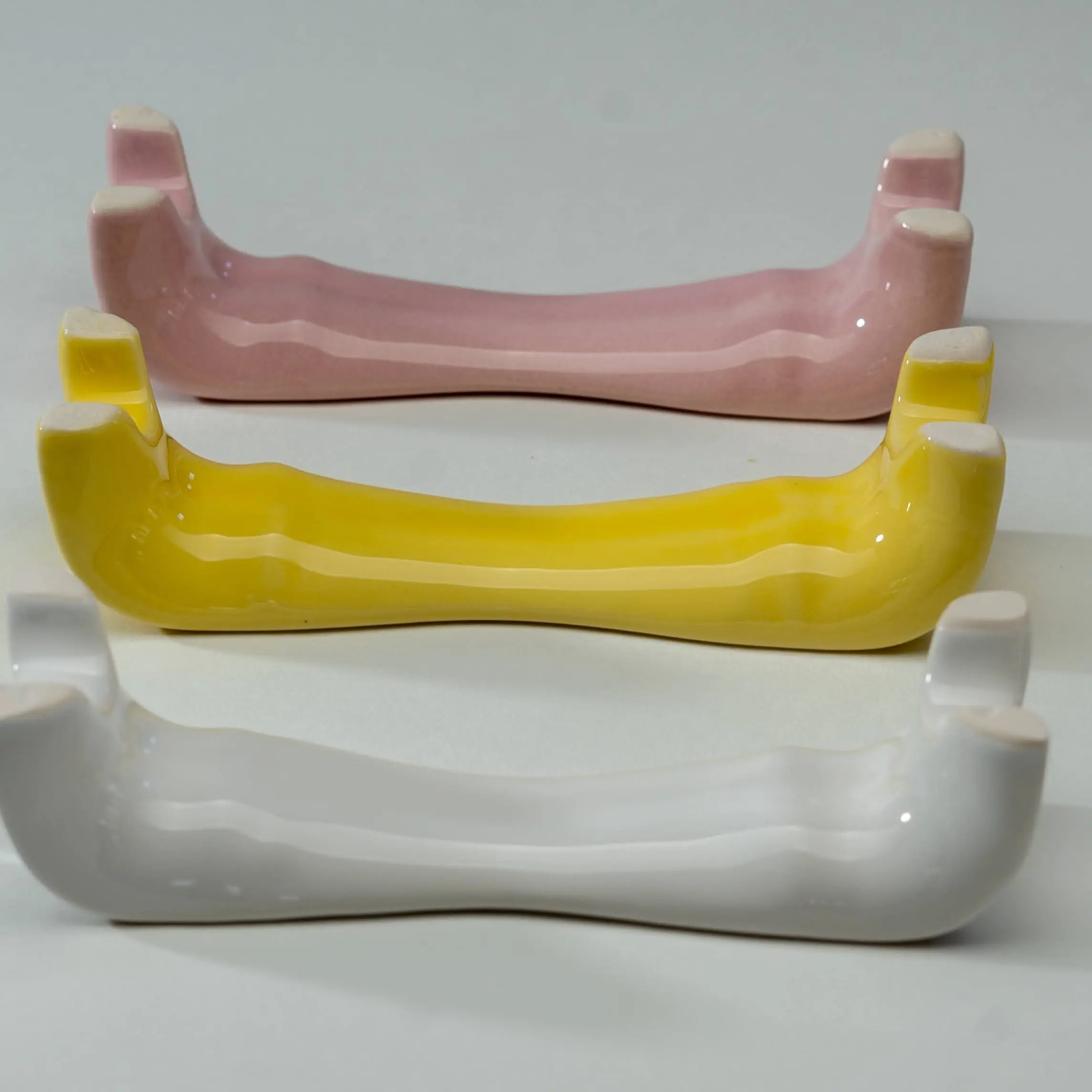 HoldMeDry Toothbrush Holder White Ceramic Eco Friendly Travel Friendly Family Friendly Secure Design Compact & Lightweight