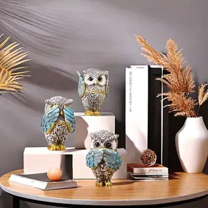 Cute Owl Statue Decoration Craft, Resin Animal Sculptures, Resin Made Indoor Decor Ornament for Versatile Display, Ideal Holiday Gift