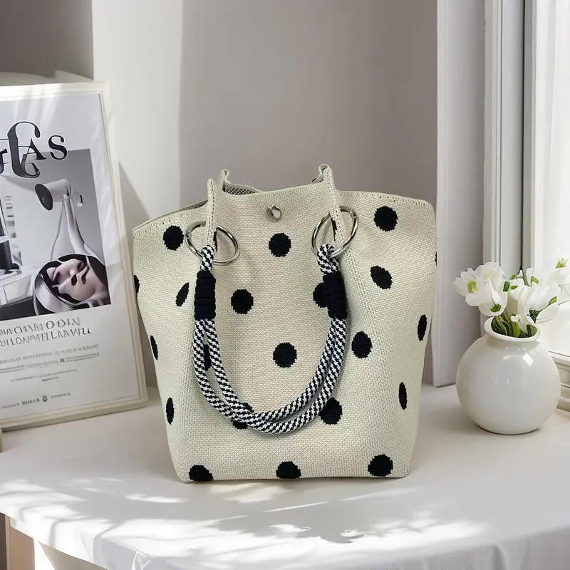 Beige polka dots
