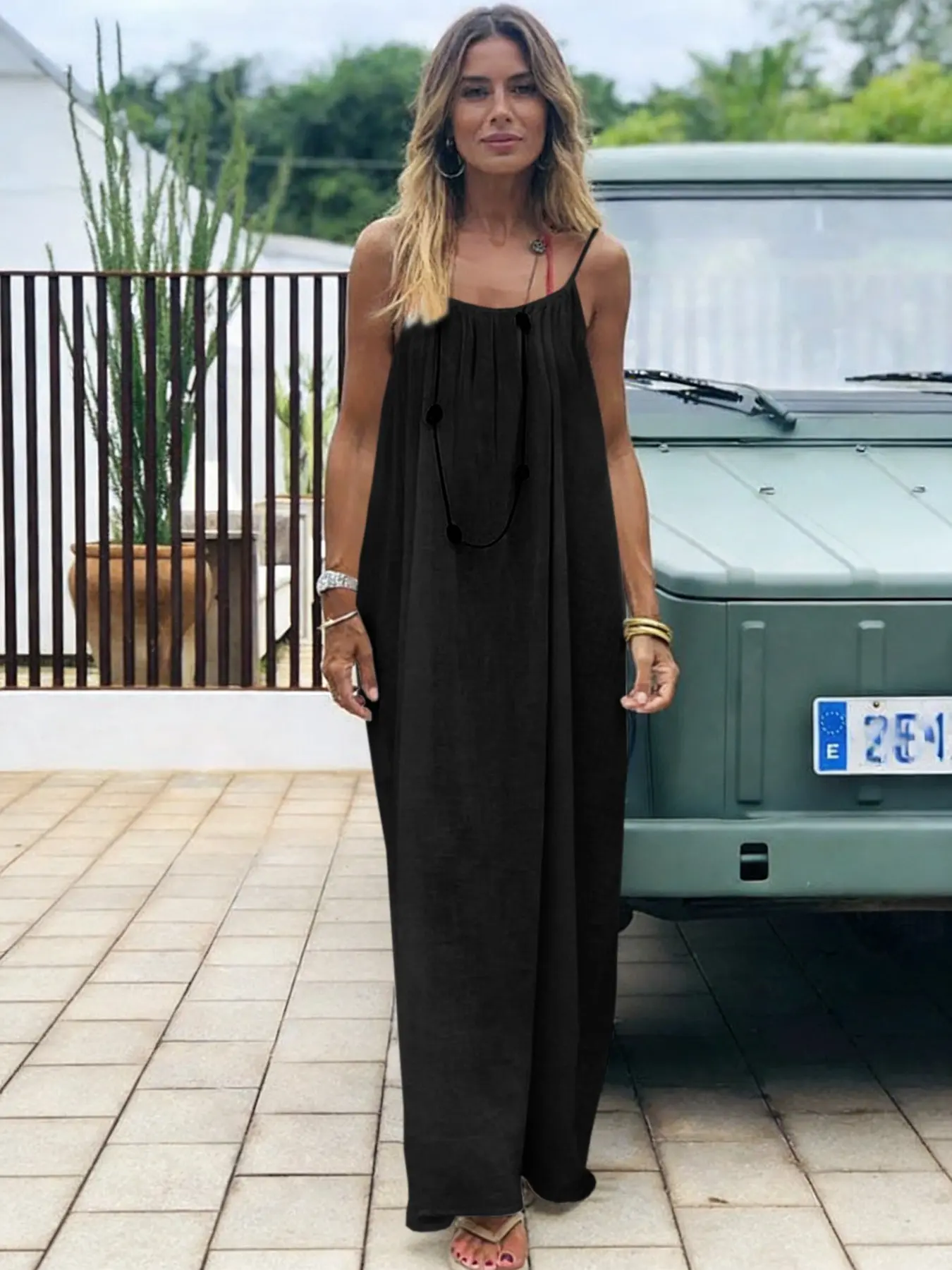 Women's Backless Loose-Fitting Dress, Sleeveless Design, Comfortable & Stylish Home Wear, Perfect for Casual Womenswear - TikTok Shop Women's Backless Loose-Fitting Dress, Sleeveless Design, Comfortable & Stylish Home Wear, Perfect for Casual Womenswear - TikTok Shop