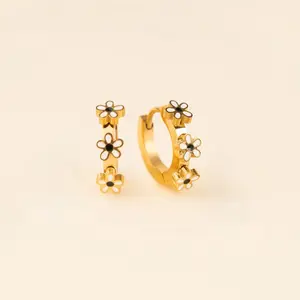 Daisy 3D Huggie Hoop Earrings