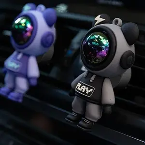 Cartoon Astronaut Design Car Air Freshener Ornament, Car Air Outlet Decoration Clip, Car Interior Decoration Accessories, Car Fragrance for Car