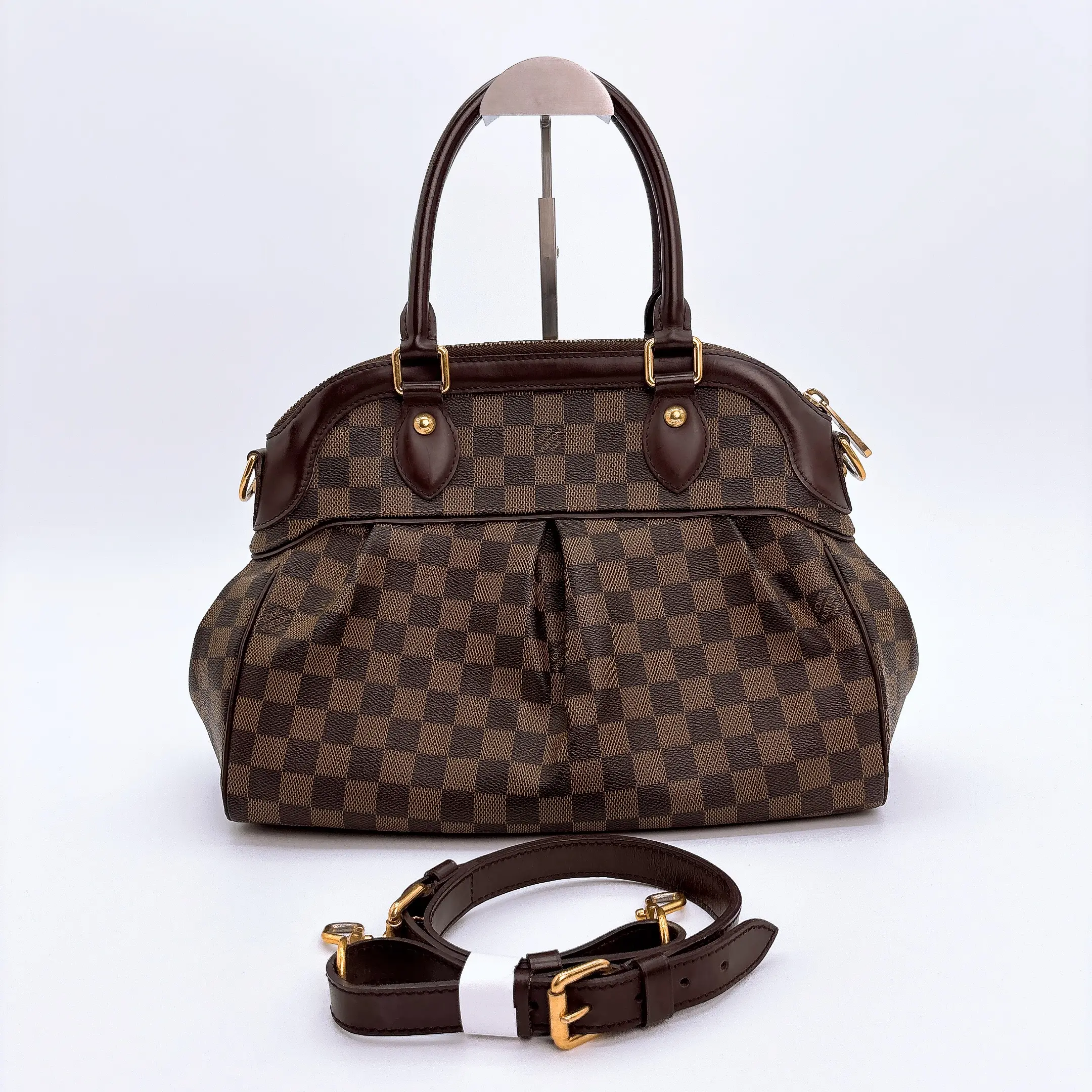 Pre-owned Louis Vuitton canvas Shoulder Bags Damier Ebene Trevi PM Bag