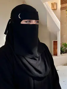 Women's Plain Lace-Up Face Veil Hijab, Arab Women Classic Geometric Pattern Breathable Design, Adjustable Elastic Strap Niqab for Modest Style