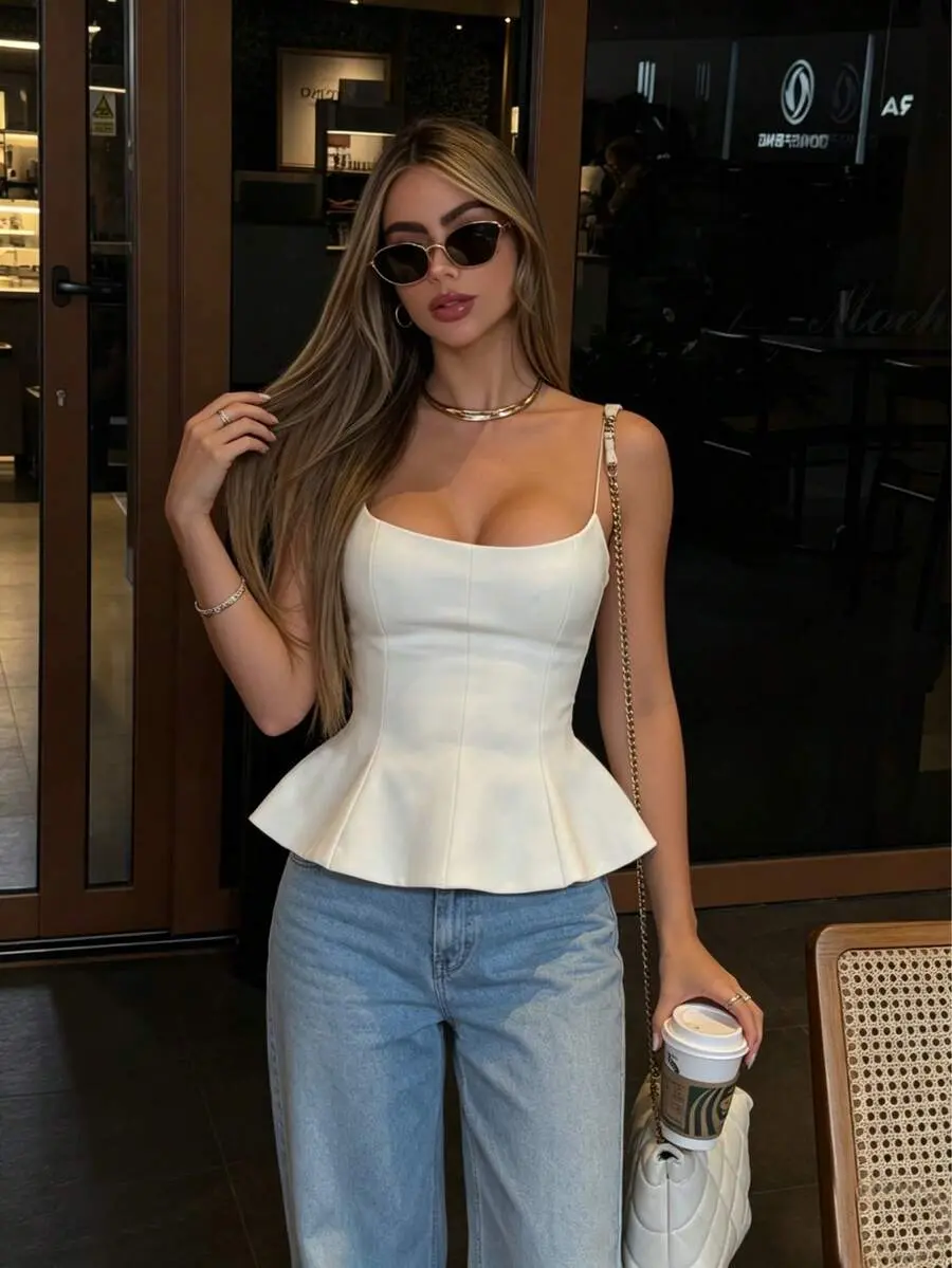 BASICS Elegant Women's Spaghetti Strap Tank Top, Spaghetti Strap, Short Design, Flared Hem Casual Summer