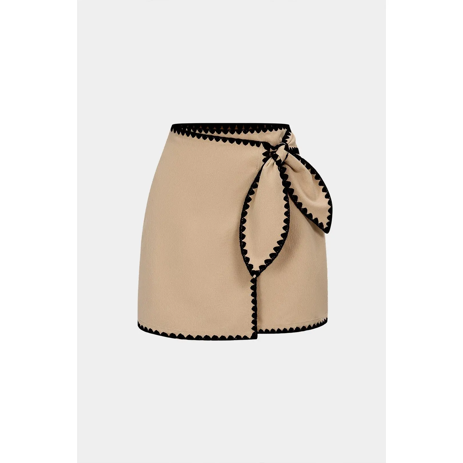 Contrast Binding Asymmetrical Knotted Skirt