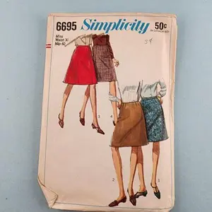 Simplicity 6695 Vintage Sewing Pattern 6695 A-Line Skirts Misses' 1966 Waist 30"