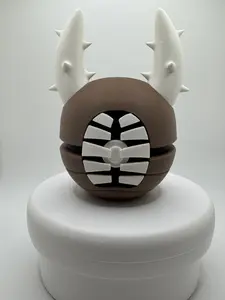 3D printed Pokeball Themed Character Ball Pinsir!
