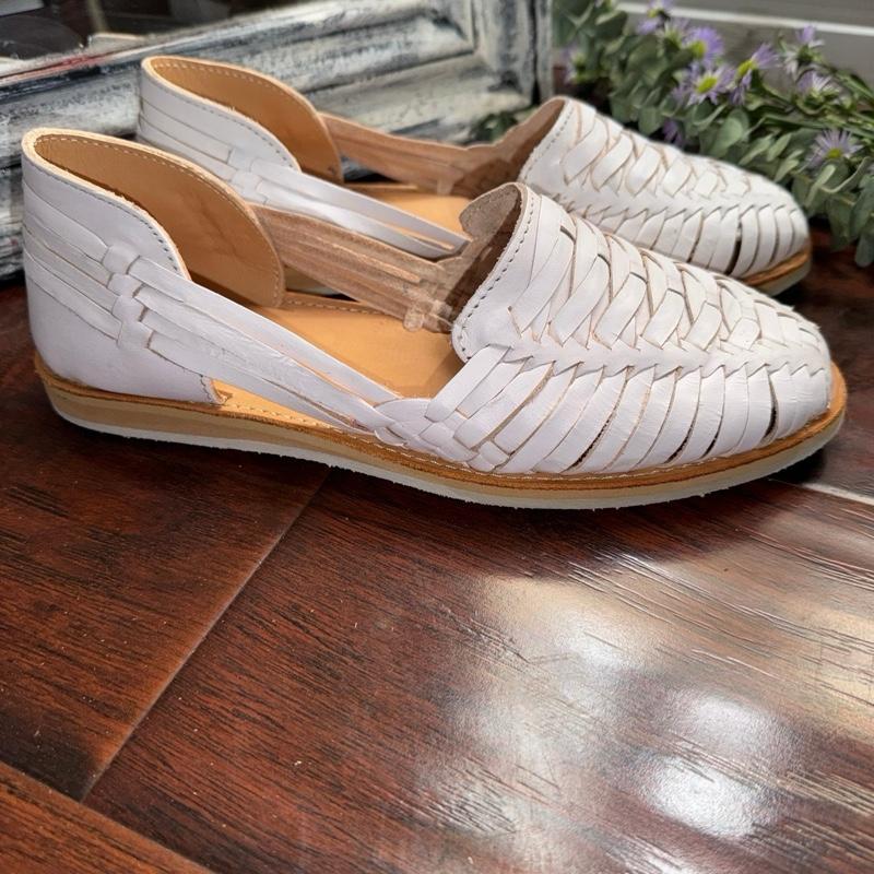 Huarache Sandal - Handmade Mexican Hecho in Michoacán, Colorful Leather, Open Toe, Casual Footwear for Women, Perfect Choice for Wide Feet - Running