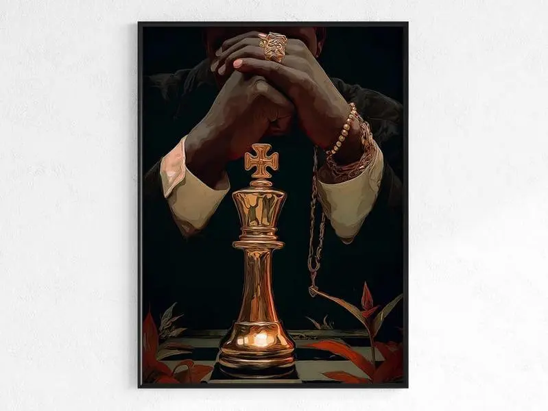 Luxury Chess King Artwork Print - Modern Black-Gold Glossy Paper Artistic Graphic Print Design Photo, Unframed Hanging Decoration, Ideal Gift for Collectibles Enthusiasts, Holiday