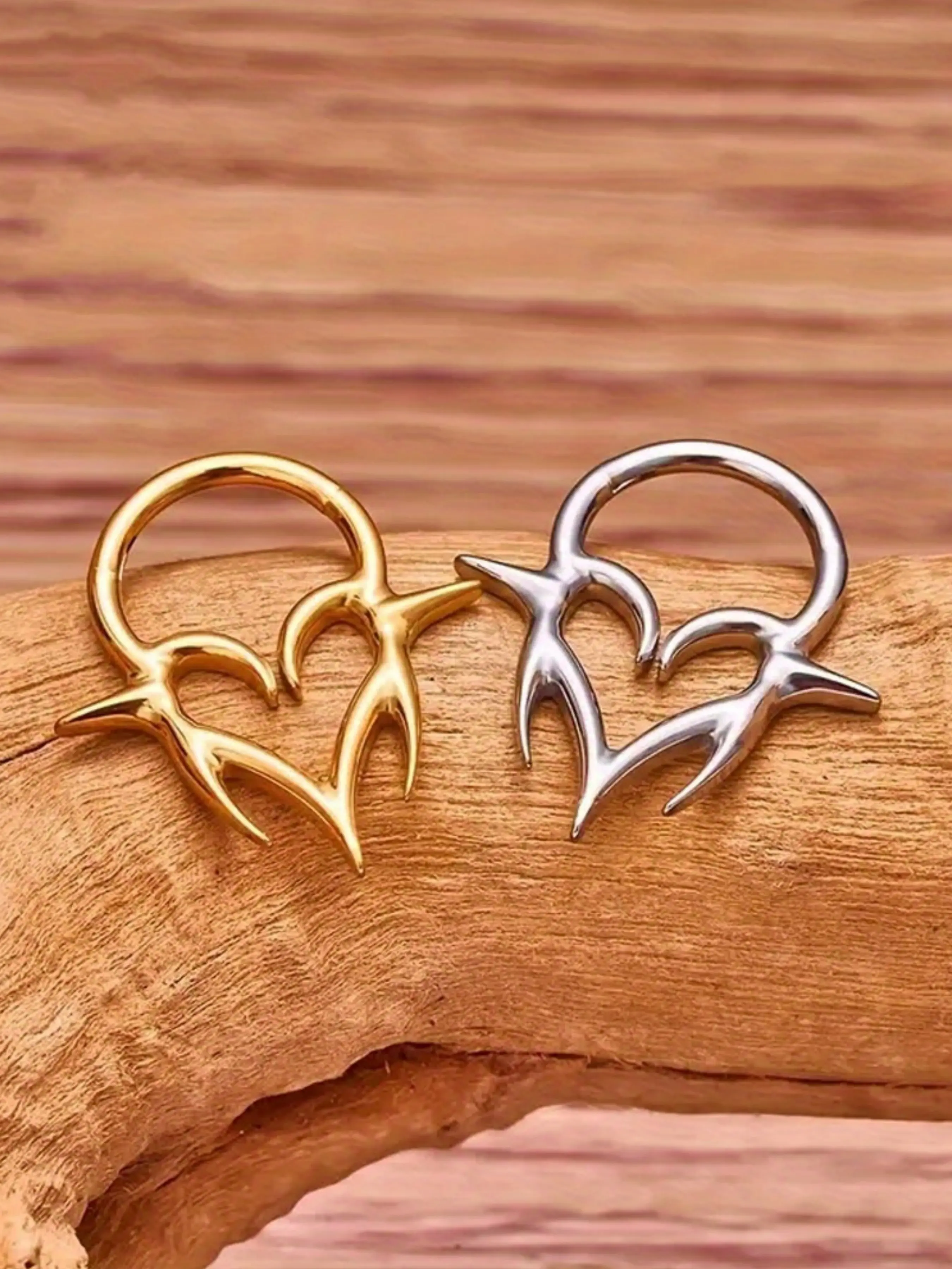 G23 Titanium Hypoallergenic Nose Ring for Women, Heart Spike Septum Piercing Jewelry, Clip-On Nose Ring, Titanium Nose Hoop, 16g 1.2mm 8/10mm, Gothic Punk Style, Septum Pierced Ring, Nose Rings Hoops
