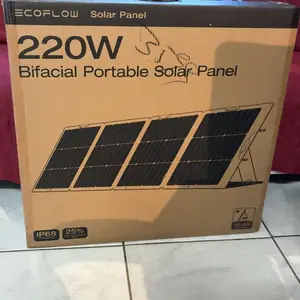 EcoFlow 60W Lightweight Foldable Portable Solar Panel with Supporting Stand, High 23.4% Converting Monocrystalline Cells IP68 Waterproof