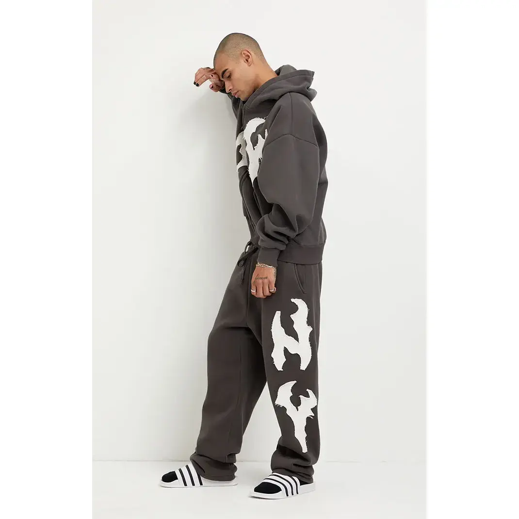 Pacsun Men's NY Raw Applique Baggy Sweatpants Pacsun Men's NY Raw Applique Baggy Sweatpants
