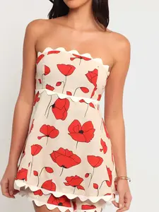 2 Piece 2-piece set Women's strapless red flower print set, Floral, Top, scallop trim, fit & flare, casual chic style