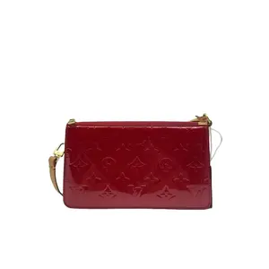 Pre-owned Louis Vuitton H6 LV red patent leather handbag 03017