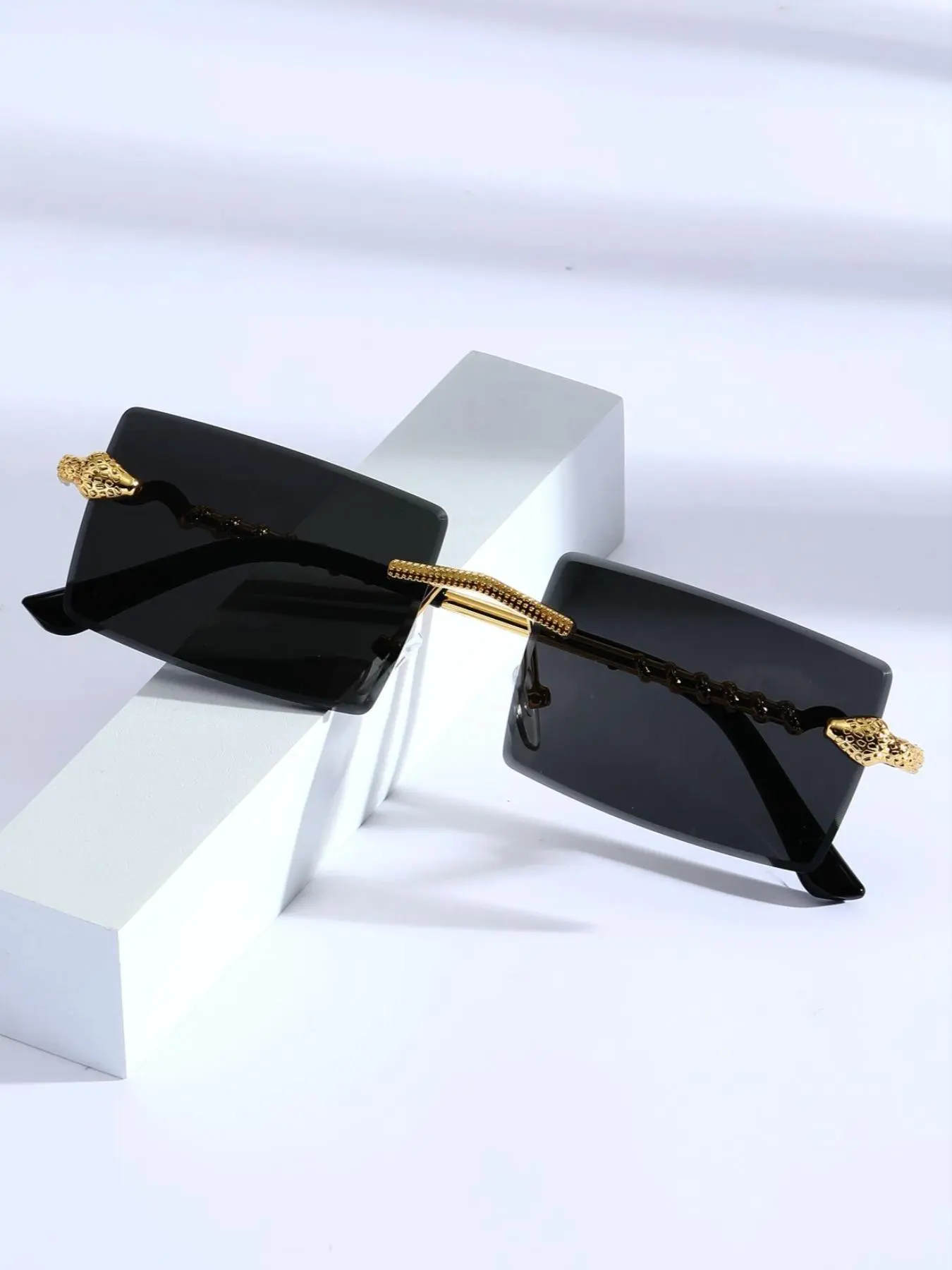 1 Pair Unisex Street Style Snake Design Square Sunglasses, Snake Embellishment, Casual Trendy Sunglasses for Everyday Use, Fashion Sunglasses for Outdoor Activities, PC And Zinc Alloy, Trendy Shades