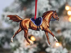 Handcrafted Chestnut Endurance Horse Christmas Ornament - Perfect Gift for Horse Lovers
