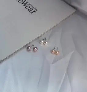 NC027-Timeless Freshwater Pearl Stud Earrings | Natural White, Pink & Purple | Minimalist Daily Jewelry | Classic Button Shape. Pearl Studs / Small Earrings / Daily Accessories / Clean Girl Aesthetic / Old Money Style / Quiet Luxury