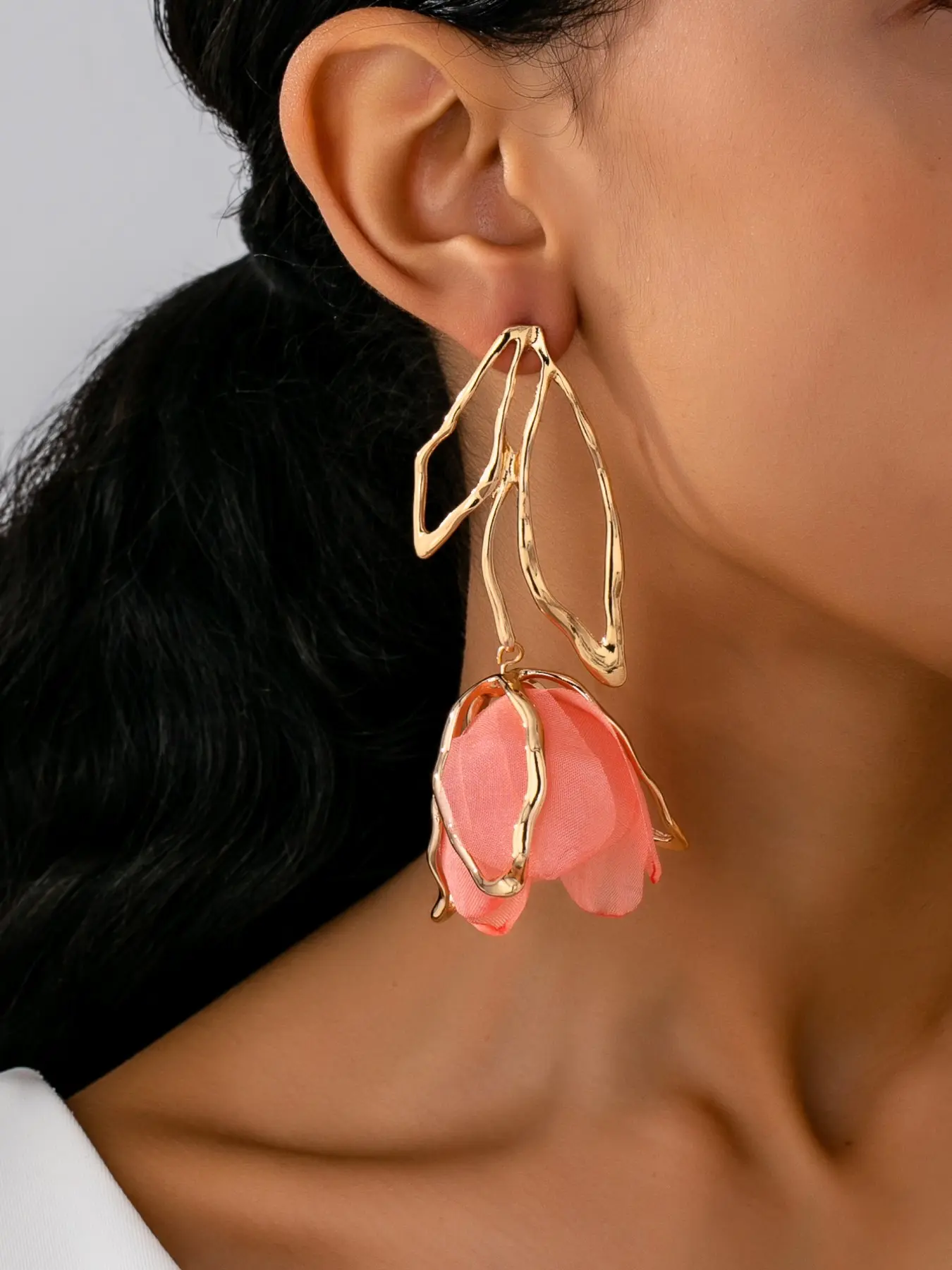 Boho Style Dangle Earrings for Women, Dangling Earrings, Versatile Statement Earrings, Exaggerated Fabric Rose Flower Design, Perfect for Daily Wear and Gifts, All Seasons Fashion Jewelry