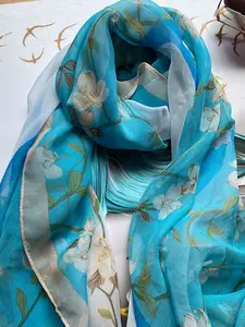 Fashion Luxury Lightweight Silk Print Shawl Scarf Lady Apricot Floral Silk Turban Head Hijab Femme Wraps Foulard for Daily Wear