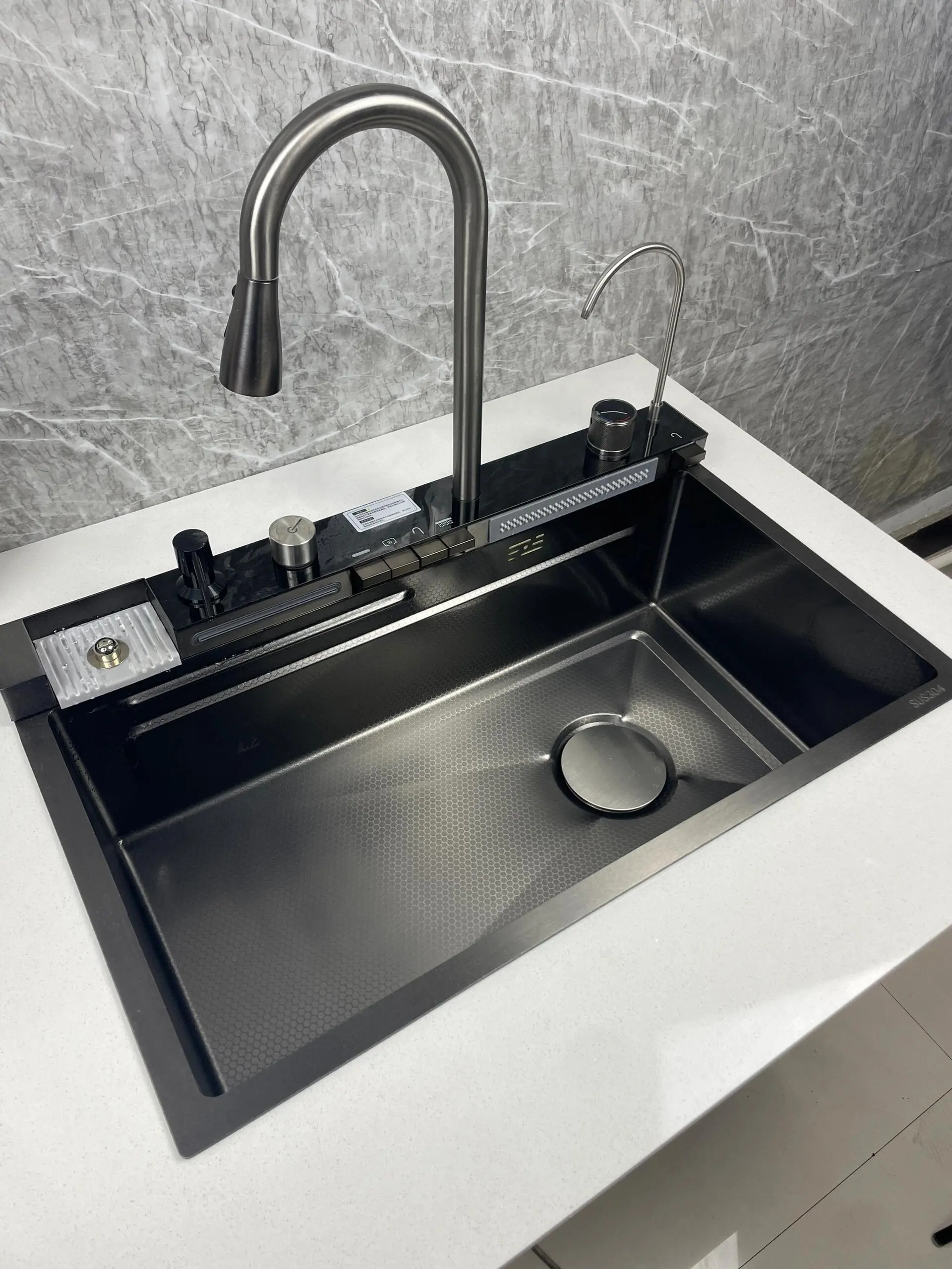 30 Inch Smart Workstation Kitchen Sink with Water-Powered Piano Key Control, Digital Display & 3-Mode Pull-Out Faucet, Honeycomb Coating, Cup Washer & US Garbage Disposal Compatible