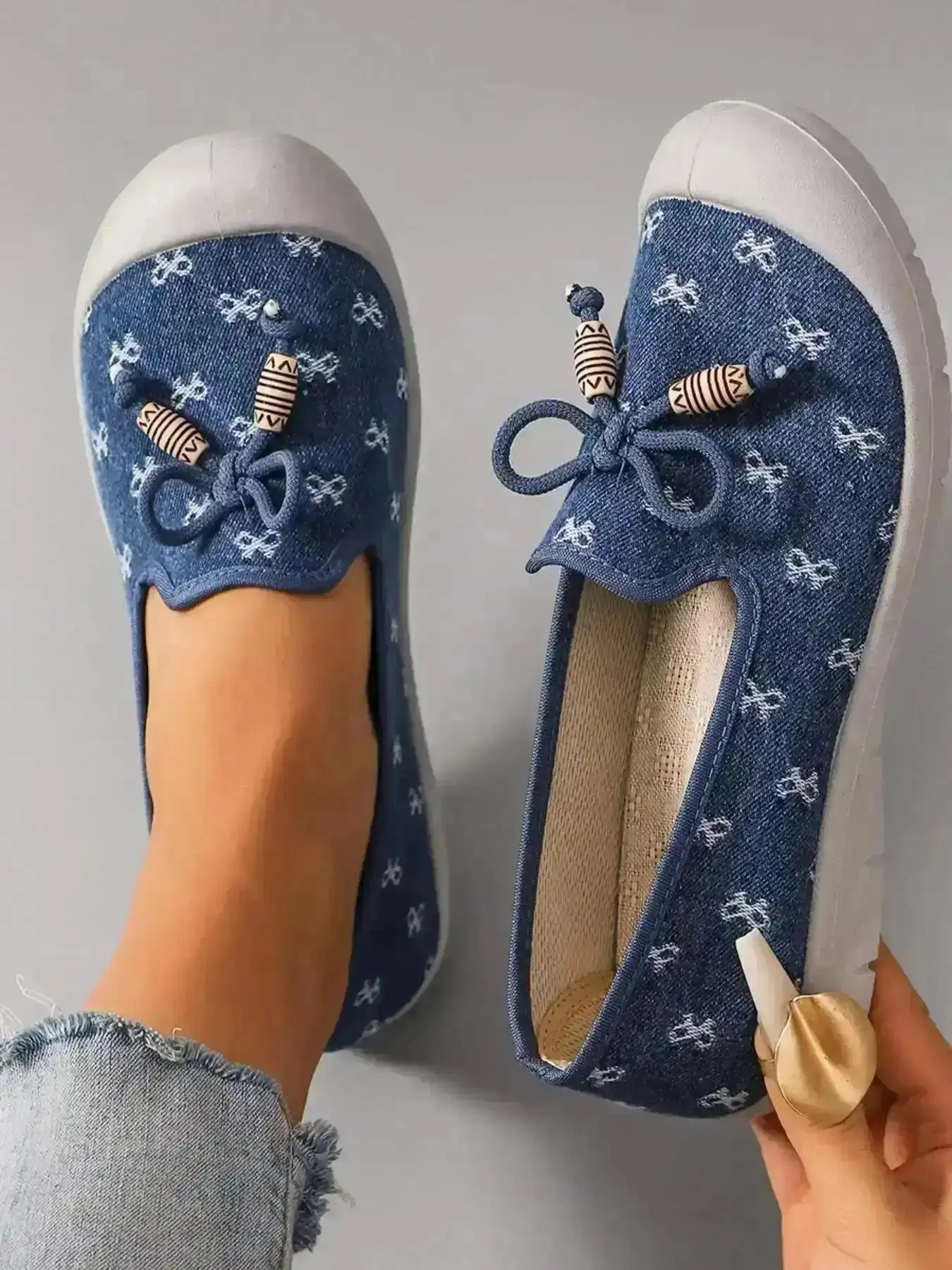 Women's Fashionable All Over Print Bowknot Design Slip On Low Top Sneakers 2026 Match Round Toe Shoes Casual Comfortable Breathable Lightweight Sports Female Lace Stylish Soft Chic Non Walking Up Durable
