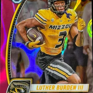 FOOTBALL - 2024 Bowman University Chrome - Luther Burden #123 Pink Lava Refractor (RC) Chicago Bears